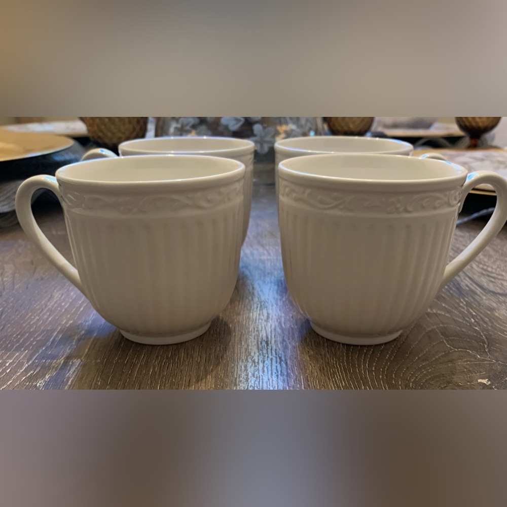 Mikasa Italian Countryside DD900 Coffee/Tea Cups